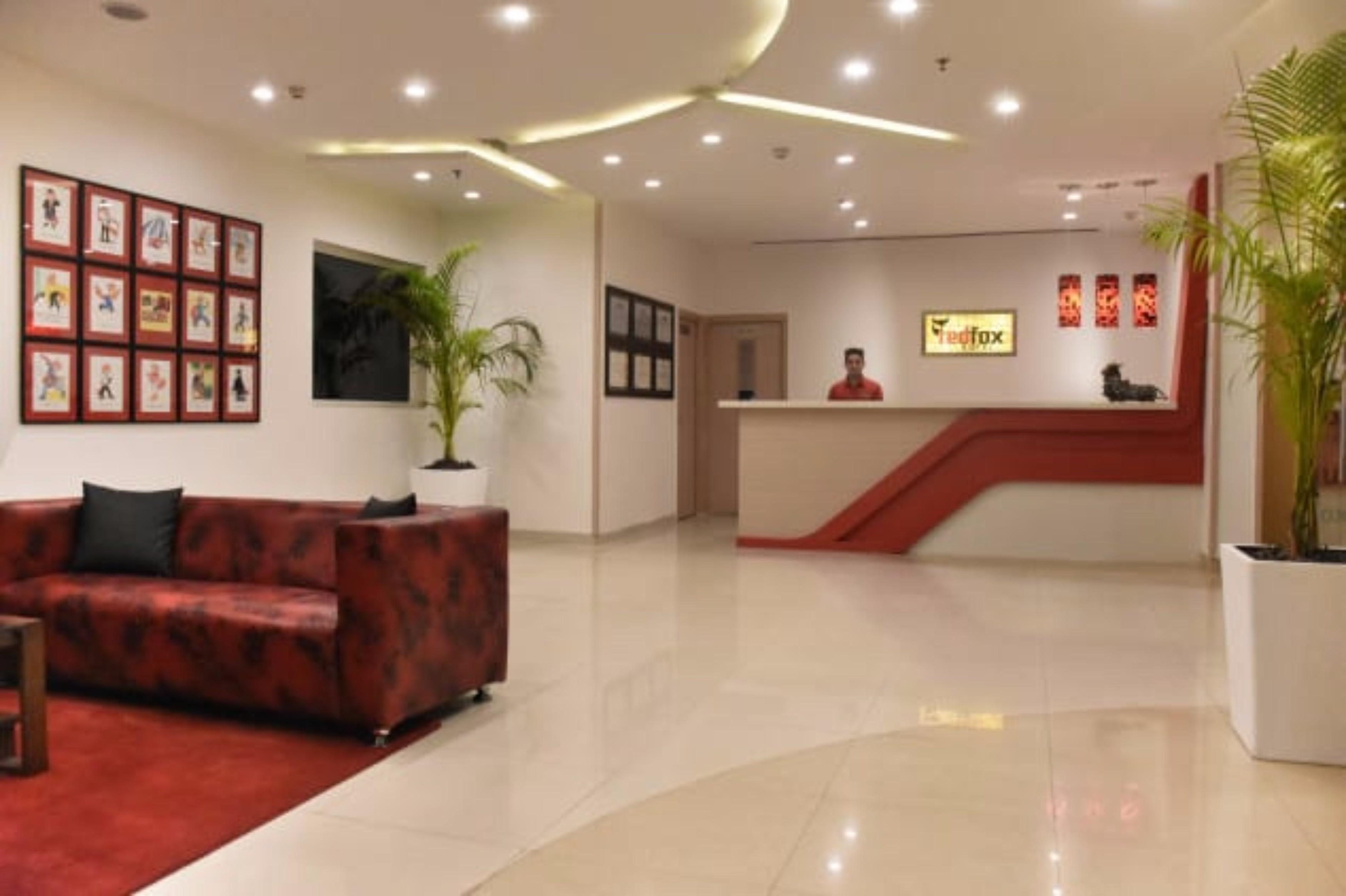 Red Fox Hotel, Chandigarh Exterior photo